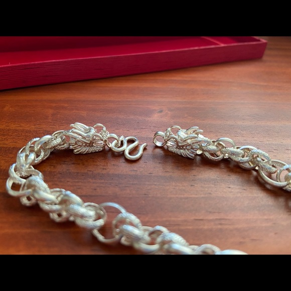 Silver chain with dragon clasp - Picture 2 of 7